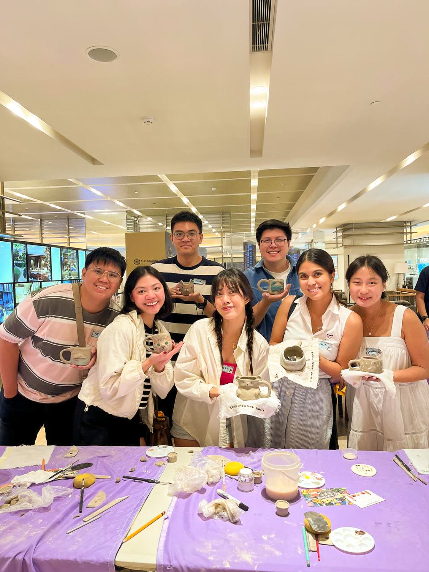 Pottery at Mitsukoshi BGC